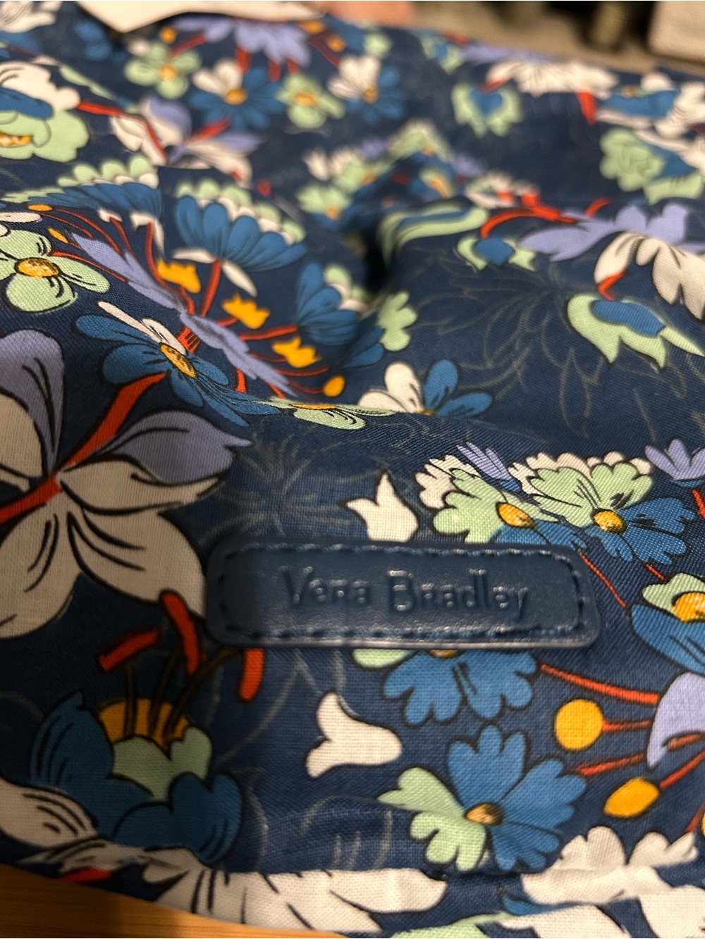 Vera Bradley NWT Diddy bag “floral burst” w/plastic lining & drawstring closure - Picture 2 of 12